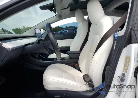 2018 Tesla Model 3 z USA, uszkodzony, nr VIN 5YJ3E1EB2JF086350